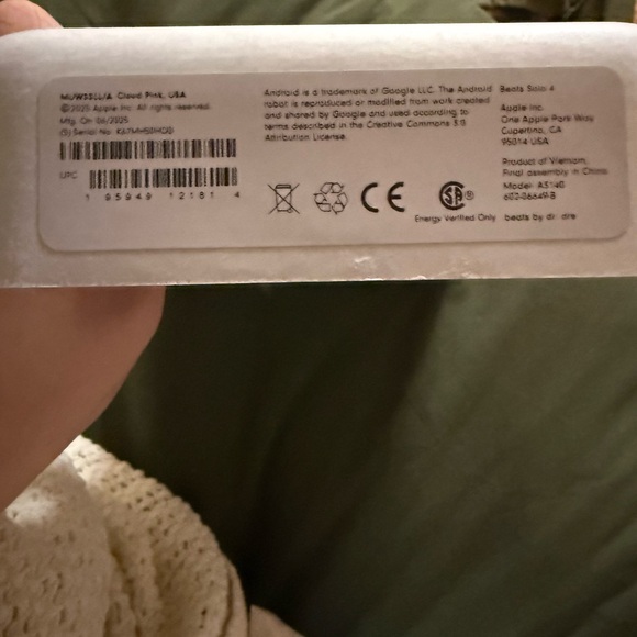 Beats Solo 4 - Cloud Pink - Picture 5 of 5